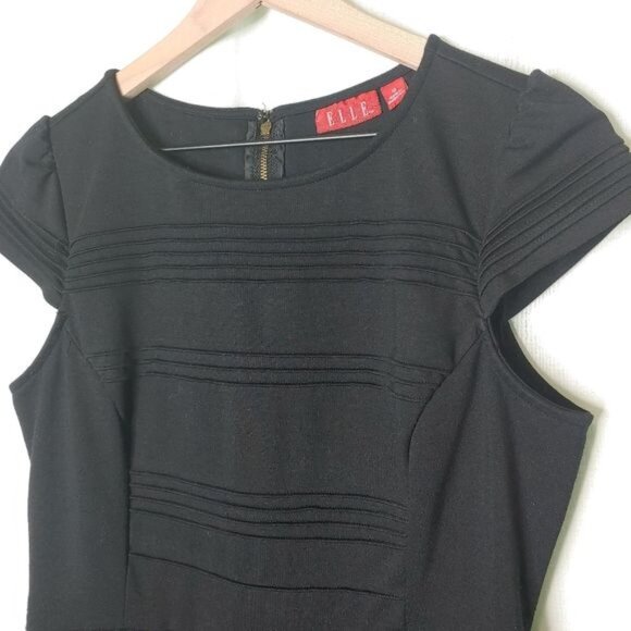 Elle dress womens size 12 Fit-Flare black cap sleeve pleated detail - Picture 8 of 8